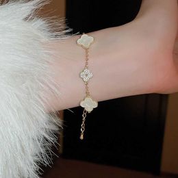 Vans no Fading White Fritillaria Full Diamond Clover Bracelet Flower Light Luxury Small and Elegant Layered Zircon Handicraft for Women