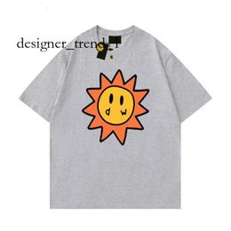 Drew Tshirt Men Designer T Shirt Smiley Sun Playing Cards Tee Womens Graphic Printing Tshirt Summer Trend Short Sleeve Casual Shirts 8324