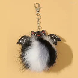 Keychains Creative Halloween Bat Hairball Keyring Small Pendant Bag Ornament Car Key Ring