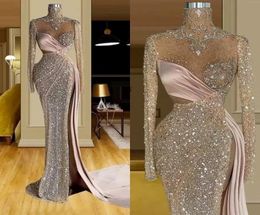 2022 Side Split Sexy Meerjungfrau Prom Kleider Sparkly Kristall Perlen High Neck Langarm Abendkleider Frauen Arabisch Besondere Anlässe3578640