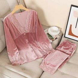 Sexy Pyjamas Female Pink Velvet 2Pcs Pajamas Set Autumn Winter Sleepwear Pyjama Pour Femme Sexy Lace Trim Nightwear Loose Velour Home Wear 240330