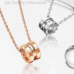 Designer Chopard heart Necklace Seiko Xiaojia High Edition v Gold Thick Plated 18k Rose Gold Ice Block Necklace Personalized Pendant for Womens Light Luxury and Smal