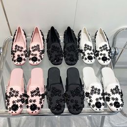 With Box Designer Embellished Flats Satin Mules Women Dress Sandals Sheepskin Mule Crystals Rubber Party Shoes 550