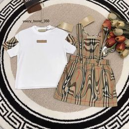 Burberrlies 23ss kid sets skirt set kids designer clothes girls Round neck Pure lattice splicing Short sleeve Tshirt Cheque suspenders dress suit High quality baby c