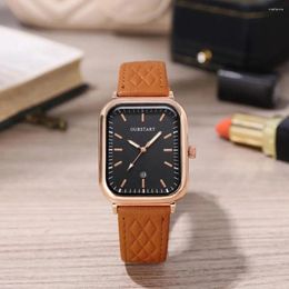 Wristwatches Ladies Square Watch Elegant Quartz With Rhombus Texture Dial Adjustable Faux Leather Strap Date For Exquisite