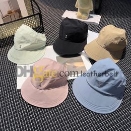 Wide Brim Baseball Cap Summer Women Visor Ball Cap Rhinestone Letter Breathable Mesh Sun Caps Designer Empty Top Snapback