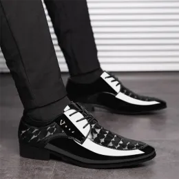 Shoes Men Shoes Formal Dress Shoe Black Patent Leather Shoes Men Lace Up Point Toe Business Casual Shoes for Men Wedding Party Office
