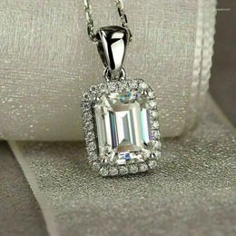 Pendant Necklaces Trendy Geometric Crystal Cubic Zirconia Necklace For Women Simple Design Luxury Female Neck Accessories Wedding Jewellery