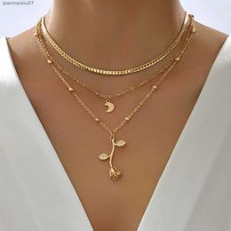 Pendant Necklaces Bohemian Multi layered Moon Gold Pendant Necklace Womens Rose Necklace 2022 Fashion Jewellery Party GiftL2404