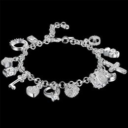 Chain KCRLP Fashion 925 Sterling Silver Fine Zircon Heart shaped Key Pendant Bracelet Suitable for Womens Party Gifts Wedding Accessories Jewellery 20cm Q240401