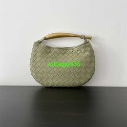 BottegvVenet Tote Bags Sardine Designer Bags Woven Bag Sardine Bag 2024 Spring Summer New Bag Cowhide Niche Design Metal Half Moon Tooth Handb have logo HBTADI