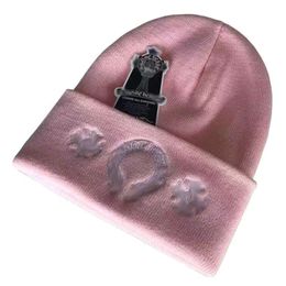 Hats Designers Womens Luxury Brand Chr Beanie Mens Cap Girls Autumn Winter Warm Headgear Sanskrit Heart Cross Knitted Hat Outdoor Caps Wool Cashmere Casquette 51FZ
