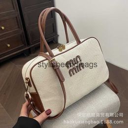 Shoulder Bags This years popular handbag for women in 2024 new canvas shoulder Korean high-end and versatile crossbody pillow bag H240401