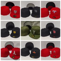NEW designer Fashion ball team Classic Fitted Colour Flat Peak Full Size Closed Caps Baseball Sports Fitted Hats In Size 7- Size 8 basketball team Snapback size 7-8