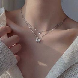 Pendant Necklaces New Shiny Butterfly Necklace Ladies Exquisite Double Layer Clavicle Chain Necklace Jewellery for Ladies Gift 240330