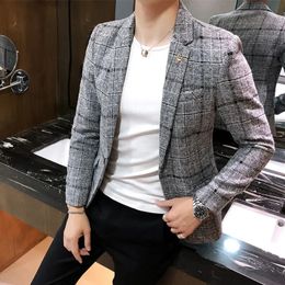 Spring Mens Casual Plaid Suit Jacket Men Business Selfcultivation Wedding Dress Party Blazer Coat 240321