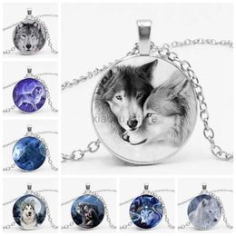 Pendant Necklaces hot! Fashion Vintage Nordic Witchcraft Wolf Chain Novelty Animal Cool Wolf Sweater Chain Holder Gift Necklace Pendant Jewellery 240401