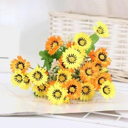 Decorative Flowers Coffee Table Decor Artificial Daisies Fake Flower Green Plant Simulation Daisyg Bouquet Wedding Decoration Silk Pink