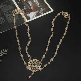 Belts Moroccan Wedding Back Jewellery Womens Flower Design Gold Crystal Shoulder Chain Jewellery Kaftan Long Necklace Q240401