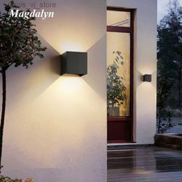 LED Strings Magdalyn Outdoor Wall Lamp Aluminum Home Decoration Porch Sconce Up Down Building Fixtures Nordic Interior Waterproof Led Light YQ240401