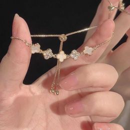Vans Sparkling Diamond Clover Bracelet for Girls French Luxury and Versatile Luxury Pulling Five Flower Handicraft Gift for Girlfriend