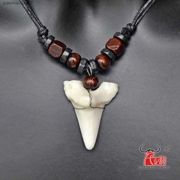 Pendant Necklaces 1 Hawaiian Surfer Jewellery Handmade Imitation Shark Teeth Pendant New Zealand Maori Tribe Bone Necklace Womens NecklaceL2404