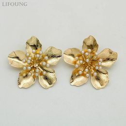 Stud Earrings Metal Flower Imitation Pearl Post For Women Fashion Jewellery Holiday Accessories Trendy Petal Styles Wholesales 2024647