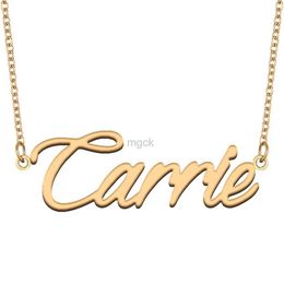 Pendant Necklaces Carrie Nameplate Necklace for Women Personalized Stainless Steel Jewelry Gold Plated Name Pendant Femme Mothers Girlfriend Gift 240330