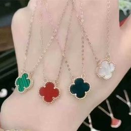 Hot Van Duet 18K Rose Gold Double sided Agate Lucky Four-leaf clover Necklace Female Small People Luxury Style Collar Chain