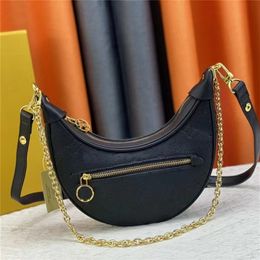 designer crossbody bag Women Luxury Croissant bag Embossing Metal Chain half-moon baguette bags Girls shoulder bags hobo underarm Handbag