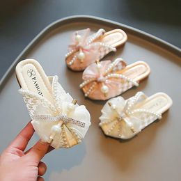 Children Girls Summer Slipper Princess Style Cute Pearl Mesh Bow Design Soft Bottom Non-Slip Kids Girl Indoor Slippers Sandals 240321