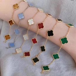 Stylish Classic 4 Leaf Clover Charm Bracelet 18K Gold Agate Shell Mother of Pearl for Women and Girls Wedding Mothers Day Jewelry Women Gifts Thanksgiving Day