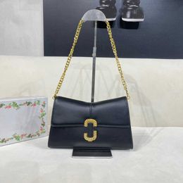 New Underarm Chain Pack AT shoulder bag grab bow shaped Purse