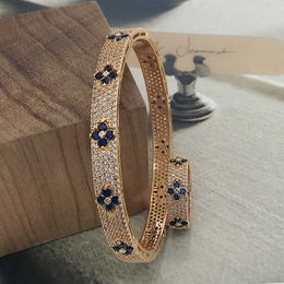 Vans Fashion Bracelethot Selling Four Leaf Clover Micro Inlaid Zirconium for Women Versatile Ring Fashionable and Classic Armband