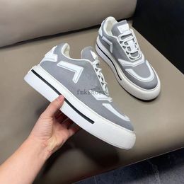 Popular Casual-stylish Sneakers Shoes Re-Nylon Brushed Leather Men Knit Fabric Runner Mesh Runner Trainers Man Sports Outdoor Walking EU38-46 3.20 22
