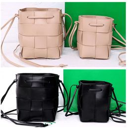 Mini Luxury Designer woven bucket bag Shoulder crossbody Womens Fashion Brand Grid matte leather Tether rope phone2024