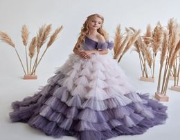 Ombre Purple Pink Flower Girl Dresses For Wedding 2022 Ballgown OneShoulder Ruffles Tiered Skirts Toddler Pageant Gowns Tulle Kid8261710