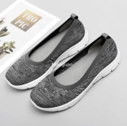 Shoes Casual 2023 New Women Sneakers Fashion Socks Shoes White Summer Loafer Knitted Vulcanised Shoes Female Round Head Tenis Feminino