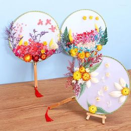 Decorative Figurines 1PCS Chinese Ancient Style Silk Round Fan Preserved Flower Dried Rose Flowers Handmade Material Wedding Decoration