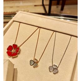 Designer Chopard heart Necklace Xiao Family Happy v Gold Love Five Flower Necklace Sliding Clover Collar Chain