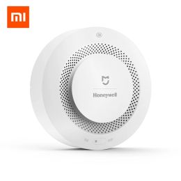 Control 90% New Xiaomi Smart Smoke Detector Zigbee compatible Fire Alarm Monitor Remote Control Sound Alert Sensor No Box