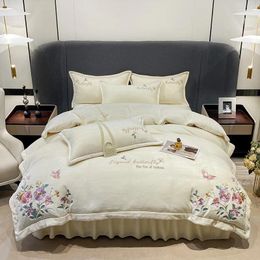 Bedding Sets Butterfly Flowers Embroidery Set Velvet Fleece Warm Comfortable Duvet Cover Ruffles Bed Sheet Skirt Pillowcases