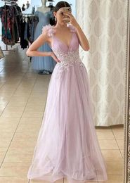 Exquisite Lace Applique Long Pink Prom Dress V Neck Evening Dresses Elegant Party Gowns with Floor Length