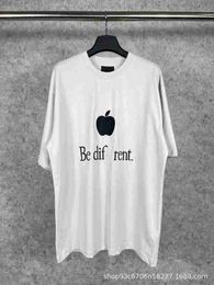 Designer B Family New Alphabet Apple Embroidery Washed and Worn Out oS Loose Shoulder Style Men's and Women's Same Short sleeved T-shirt Z4J5
