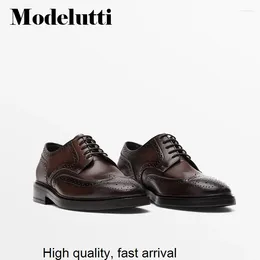 Casual Shoes Autumn 2024 Winter Men Fashion Genuine Leather England Style Carving Brogue Flat Formal Business Simple Male