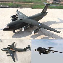 Aircraft Modle 1/48 C17 Transport Plane Alloy Diecsts Simulation Pull Back Light Sound Aircraft Model For Kids Gift Toy Free Shipping YQ240401