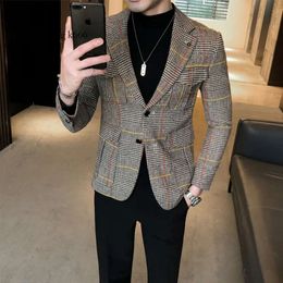 Vintage Plaid Blazers 2024 British Stylish Male Blazer Suit Jacket Business Casual Terno Masculino Mens Pattern