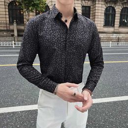 Men's Plus Tees Polos Vintage Long Sleeve Men Dress Shirts Fashion Elegant Flower Printed Slim Mens Social Blouses Party Club Floral Chemise Homme yq240401