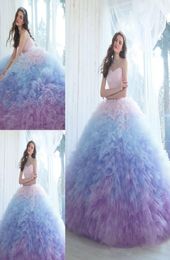 Ombre Ball Gown Quinceanera Dresses Sweetheart Neckline Prom Gowns Chapel Length Tulle Ruffled Sweet 16 Dress8083551