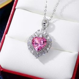 Pendant Necklaces Gorgeous Red/Pink/Yellow Heart CZ Necklace Bride Wedding Accessories Bling Women For Party Jewelry